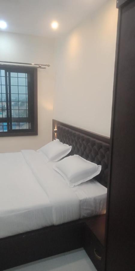 Hotel M G Residency Chikmagalūr Exterior foto